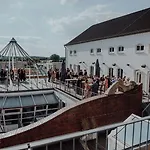 Hotel Factory 4*