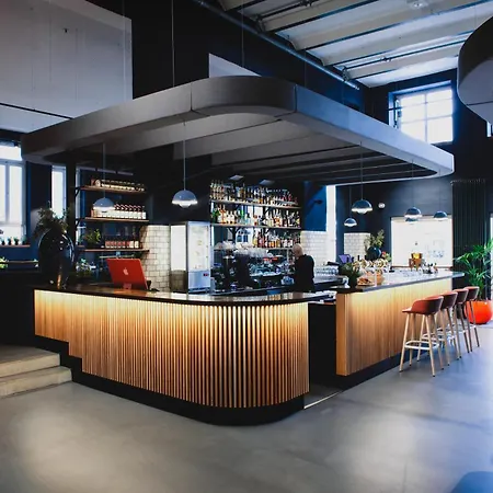 Hotel Factory