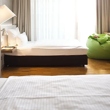 Factory Hotel 4*