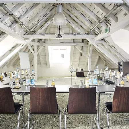 Hotel Factory 4*