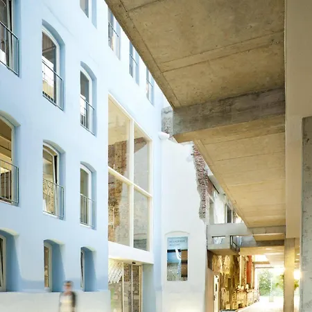 Hotel Factory